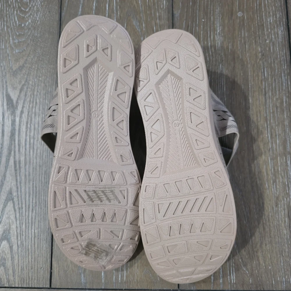 Atalina Comfort Slip on Sandal, Women's Size 9, NWT